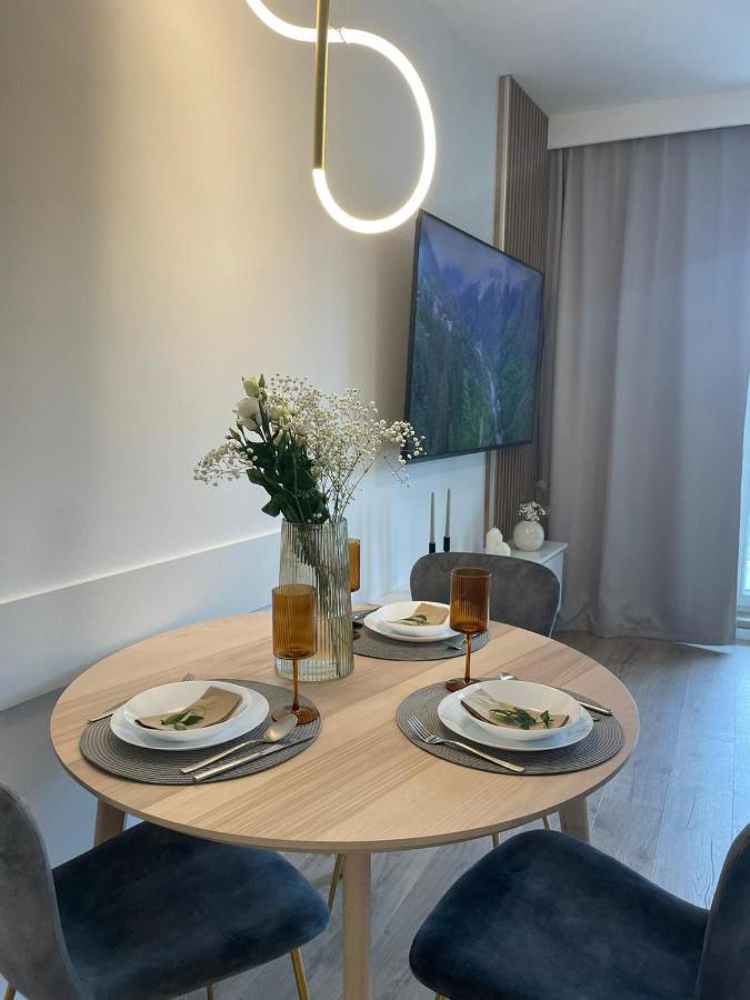 Apartament Kameralis Old Town - Klimatyzacja - Balkon - Winda Elblag Ngoại thất bức ảnh