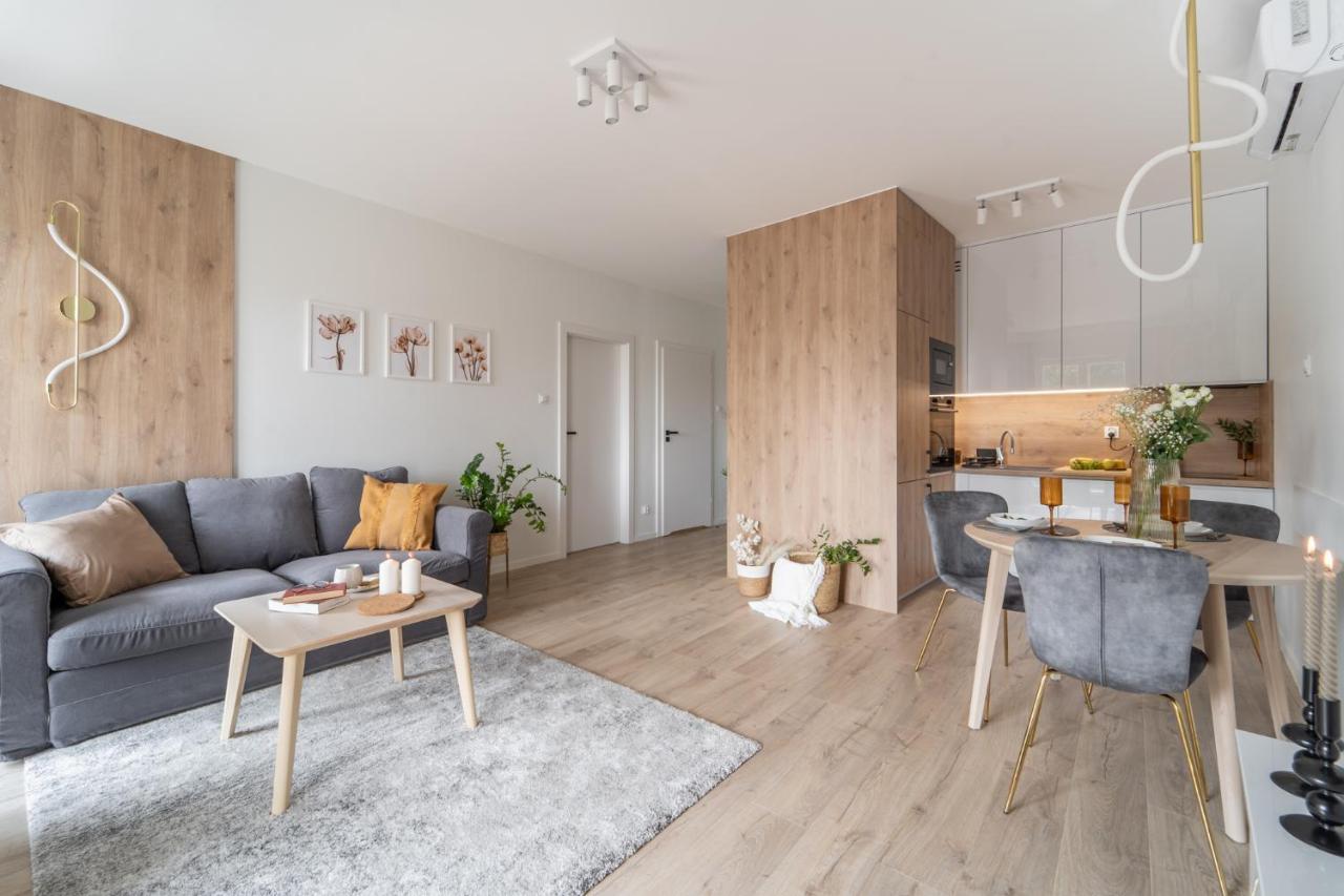 Apartament Kameralis Old Town - Klimatyzacja - Balkon - Winda Elblag Ngoại thất bức ảnh